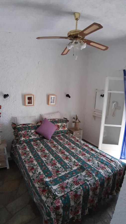 Mantos Rooms 尼欧克利马 外观 照片